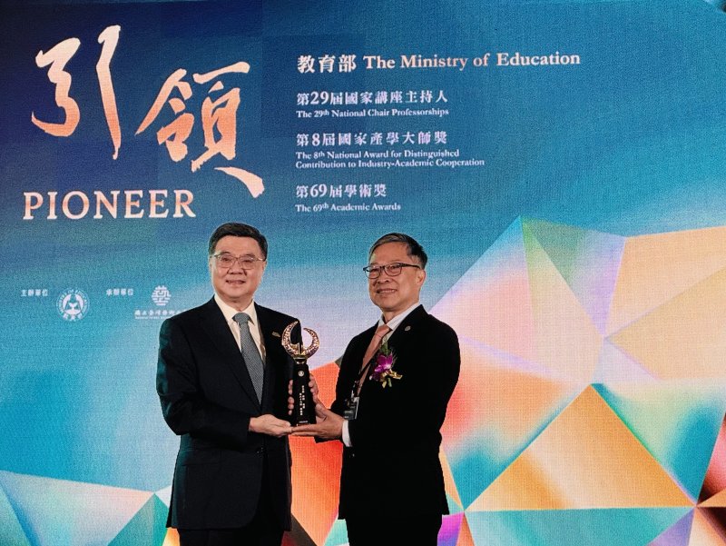 漾新聞｜30年攻克C肝難題 高醫大余明隆摘教育部學術獎