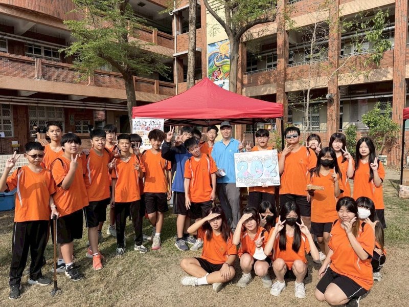 漾新聞| 新生爆量報到破190人 一甲國中雙語園遊會嗨翻校園