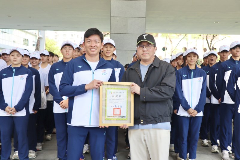 漾新聞｜全中運將登場高市授旗　千人代表隊備戰拚佳績