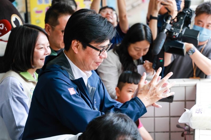 漾新聞｜陳其邁校園唱跳洗手歌 腸病毒防疫提前全面啟動