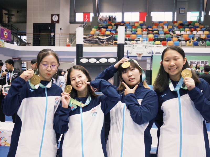 漾新聞|左營高中女軍刀奪金　逆境淬鍊寫下青春榮耀篇章