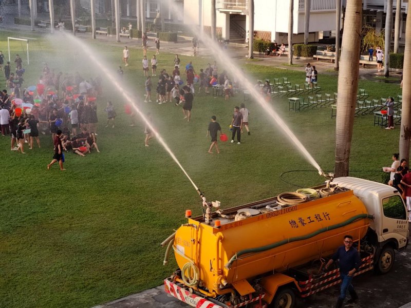 漾新聞｜潑水節進校園 三信家商僑生齊聚嗨翻傳遞祝福與思鄉情