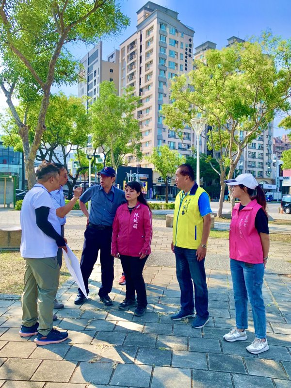 漾新聞｜陳玫娟會勘左楠建設　推群益橋活化與軍校路改善