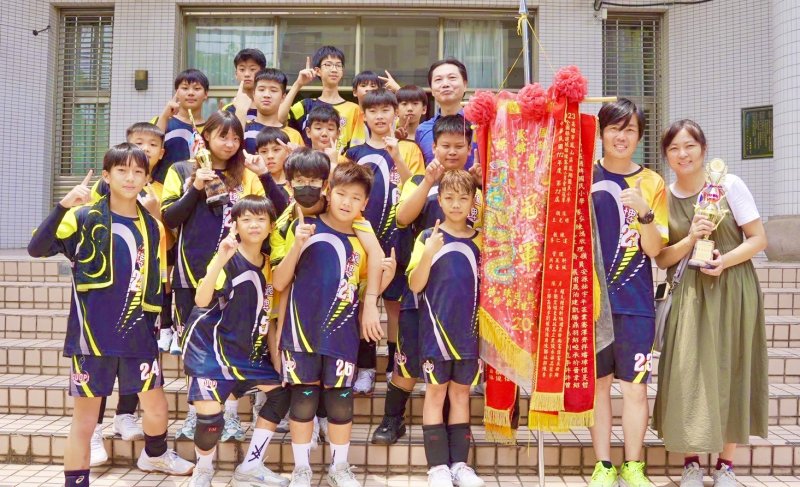漾新聞|高雄躲避球全國稱霸 過埤逆轉奪龍旗竹後同步封王