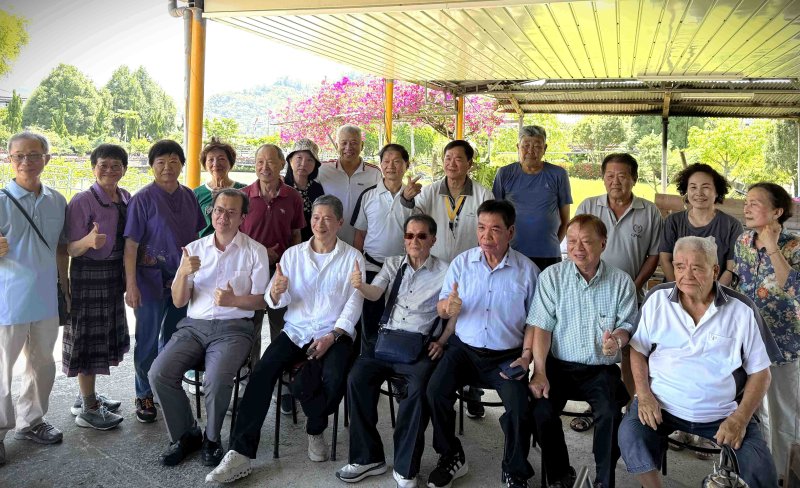 漾新聞|美中校慶劉清元總裁捐五十萬元校慶基金