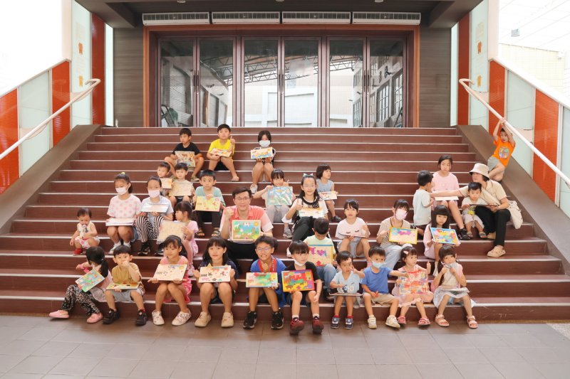 漾新聞｜動物拼圖變身迷你夢境　社教館親子彩繪玩出創意