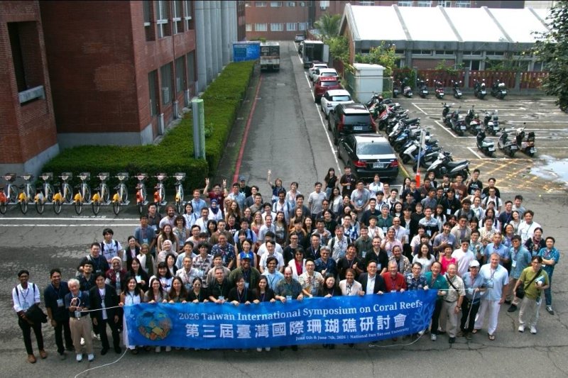 漾新聞|中山大學串聯22國學者　為珊瑚礁找回海洋生命力