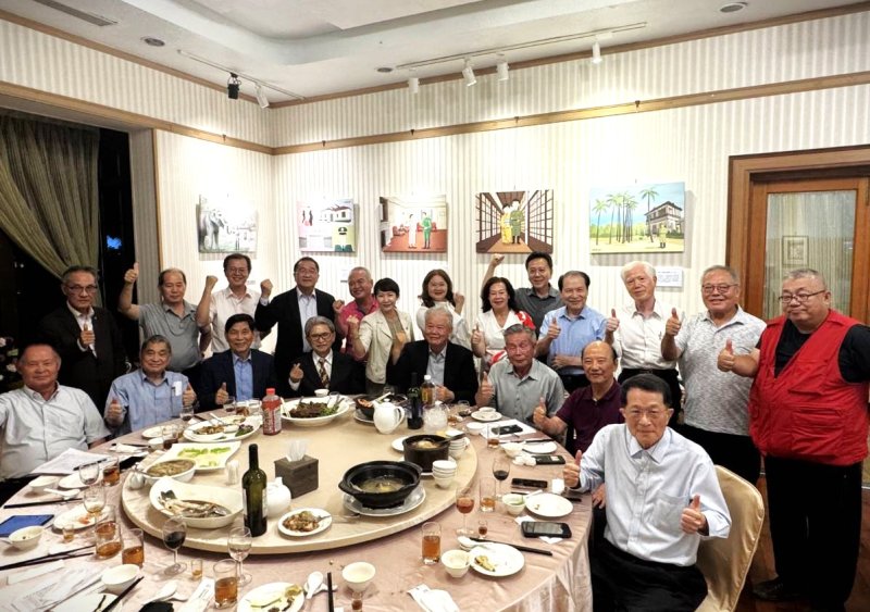 漾新聞|美中校慶籌備會總會長劉清元協助募款