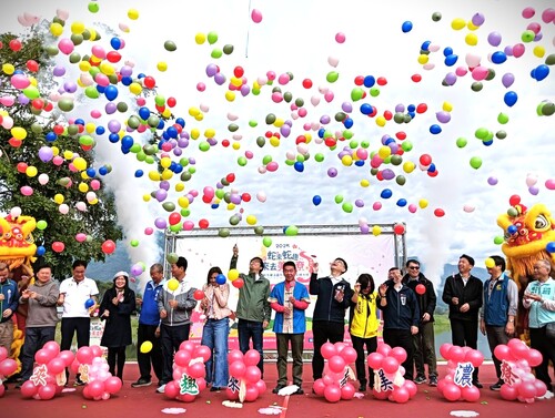 漾新聞|美濃湖畔進行美濃花海開園活動