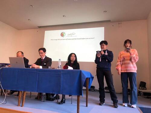 高雄女中與法國德薩伊中學精彩對談 國際交流激起智慧火花