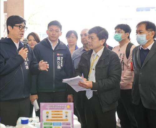 漾新聞|開學日視察校園 陳其邁、吳立森籲學生有疑似症狀停止上班上課速就醫