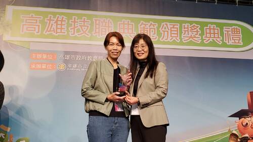 指導學生「只為做好一件事」達成技職精神 高市教育局表揚幕後英雄84位技職典範