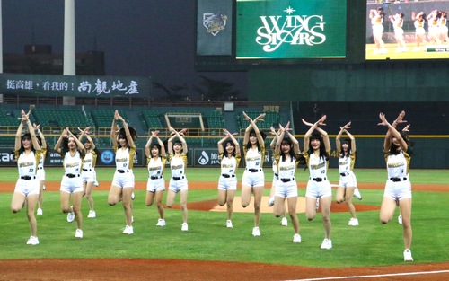 「台鋼VS.岱鋼」！2025港都台日親善交流戰開打 陳其邁開球