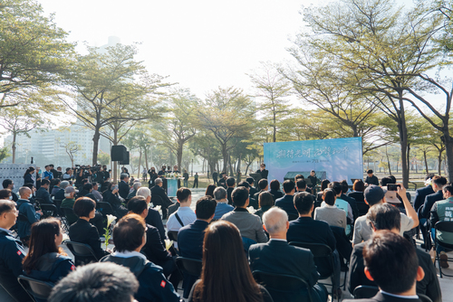 高雄市舉行「期待光明，向望和平─高雄市二二八事件78周年追思紀念儀式」。(高史博提供)
