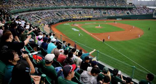 漾新聞|高雄市開放國小生也能50元進場看職棒 明開放預約搶票要快