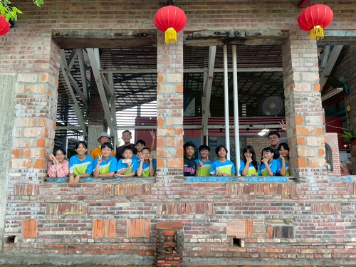 漾新聞|從石雕走向磚雕！龍興國小畢業生體驗傳統工藝之美