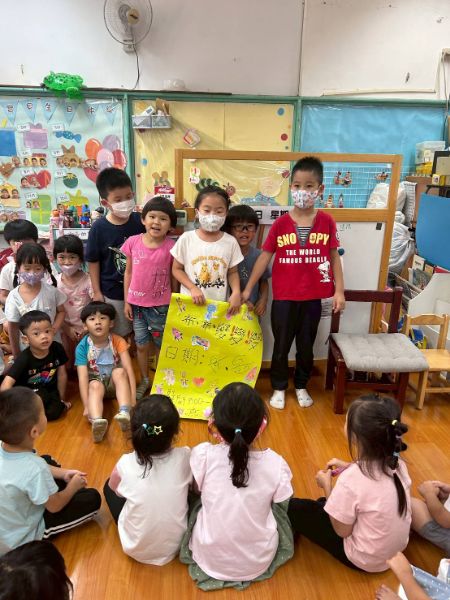 漾新聞｜布袋變畫布！裕誠幼兒園小小職人秀創意