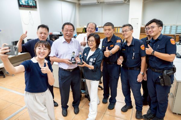 漾新聞｜掃毒阻詐績優！康裕成黃明太頒慰勞金力挺茄萣警