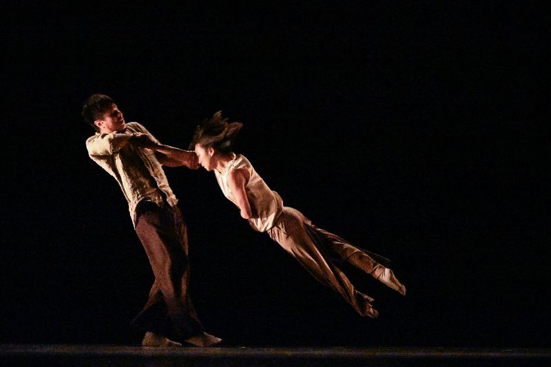 從高雄飛向世界！翃舞製作《推拉》橫掃歐洲金獎再戰亞維儂。