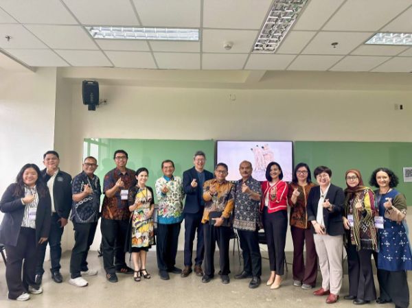 漾新聞｜高餐大勇奪國際觀光論文獎！AI與動物倫理研究備受肯定