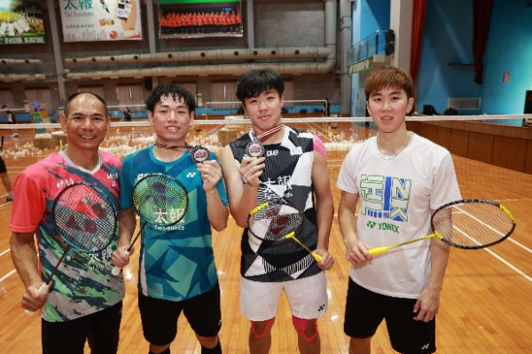 漾新聞｜高大雙傑闖世界！勇奪BWF雙獎直升羽壇40強