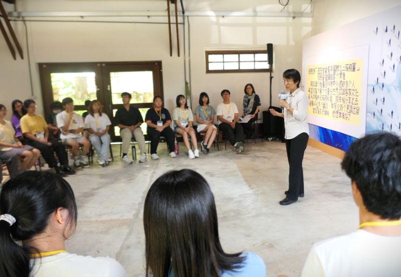 2025客家青年國際志工服務團」由平均年齡17歲客家後生組成，高雄美濃啟程前往泰國，投入11天的國際志工行動。