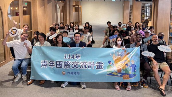 漾新聞|他畫台灣早餐她寫柬美漂流！沙龍激盪跨國靈感