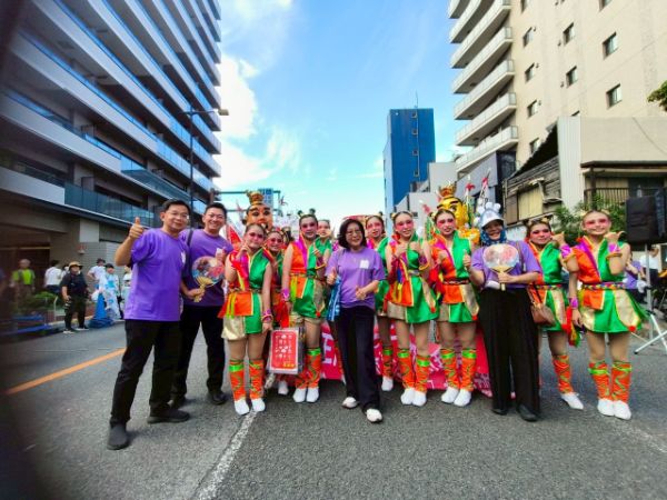 漾新聞｜哪吒踩風火輪征八王子祭！中華藝校五度受高市府之命赴日演出驚艷全場