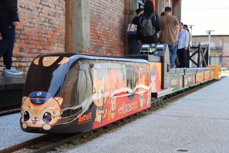 考察哈瑪星鐵道園區，簡煥宗、何權峰、張博洋三議員籲設國家館南部分館。