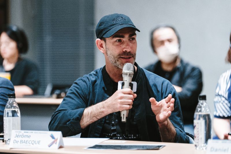 國際藝文界知名人士也出席圓桌會議。