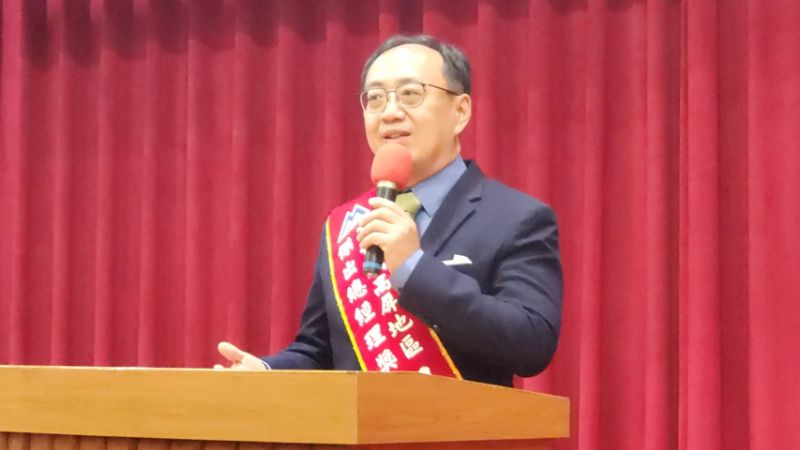 1總經理獎：銘鑫股份有限公司胡耀仁董事長。(漾新聞記者陳雯萍攝)