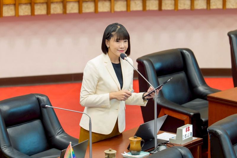 毒駕零容忍 鄭孟洳要求毒防宣導不能漏氣。