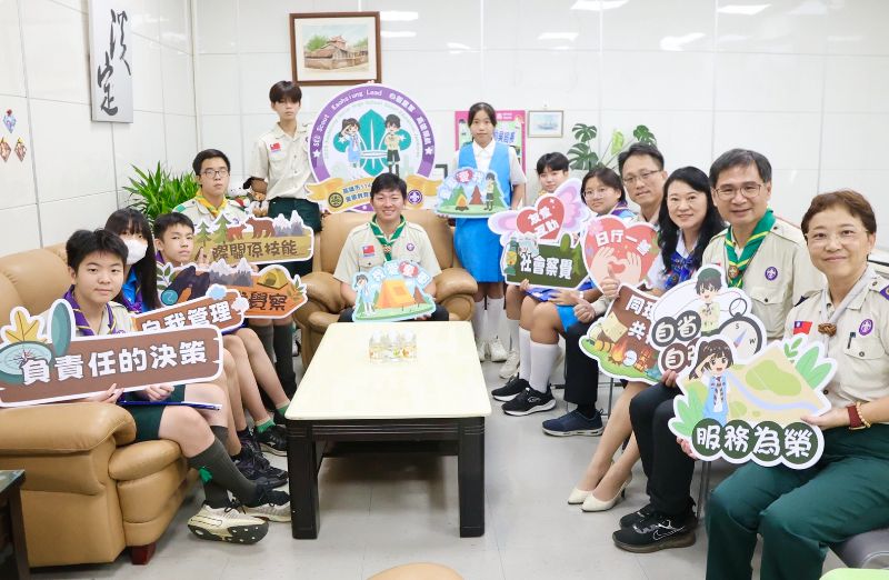 漾新聞｜童軍小記者突襲教育局長　趣問趣答點亮高雄SEL領航之光