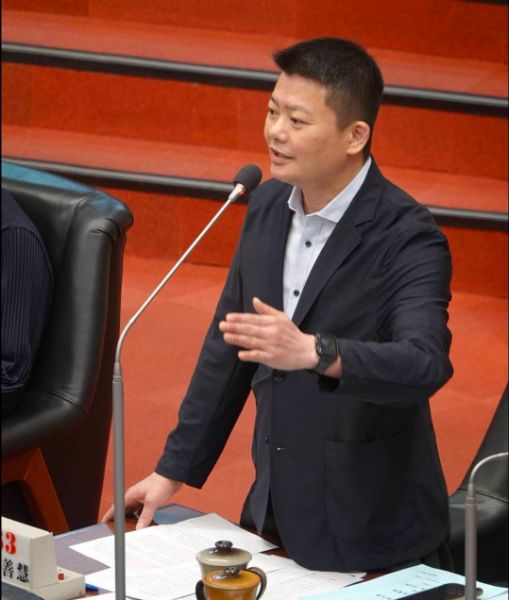 漾新聞|高雄長輩成詐騙肥羊 曾俊傑促跨局處防護老本